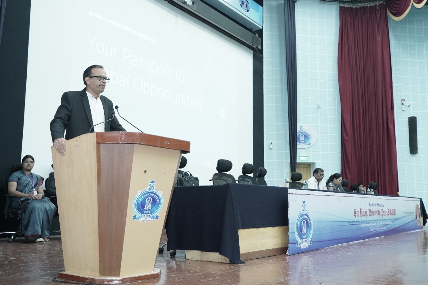 Masterclass on Level Up Your Global Business Game: An IB Playbook